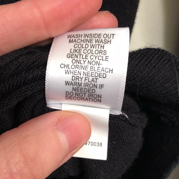 Croft & Barrow Cardigan w/ Bead and Trim Detail - Picture 6 of 7